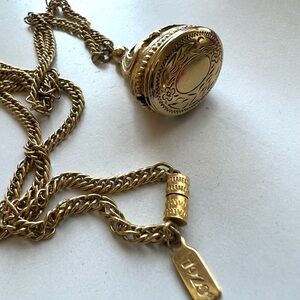 Vintage style 1928 Gold tone Locket Necklace